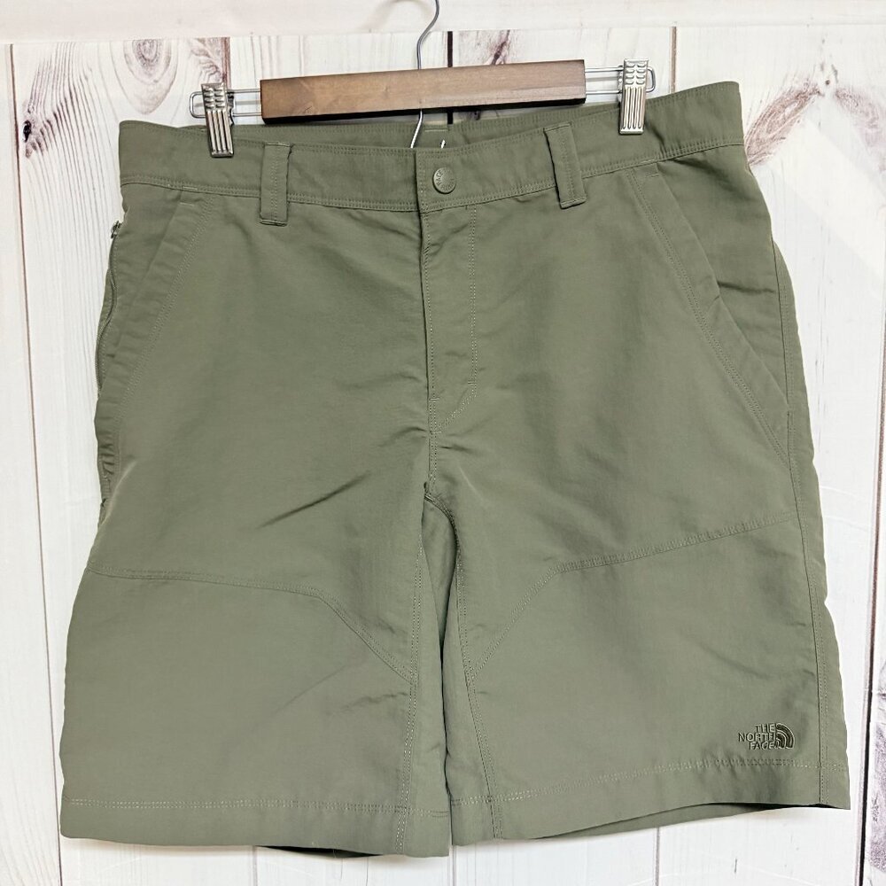 The North Face Men’s‎ Hiking Shorts 36 Olive Green Nylon EUC